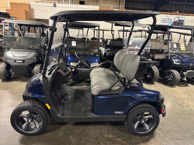 2026 E-Z-GO RXV 2 Freedom Elite Lithium