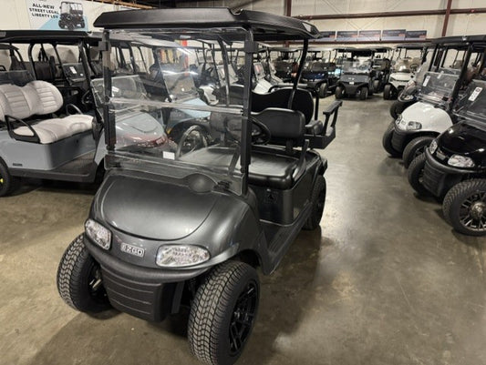 2022 E-Z-GO RXV Elite