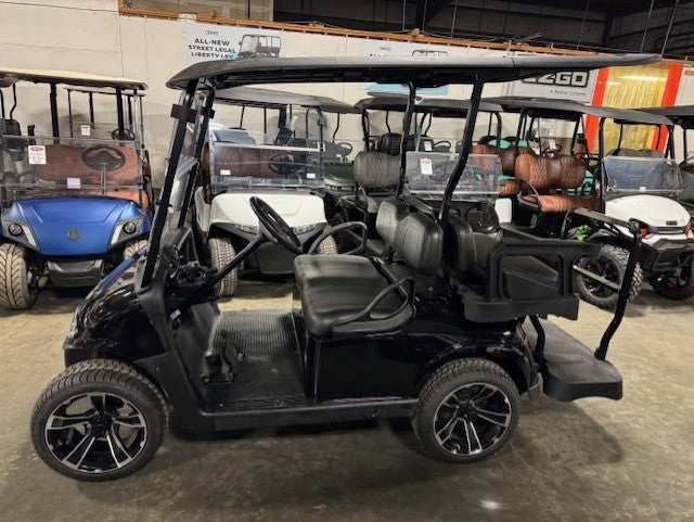2021 E-Z-GO RXV Elite