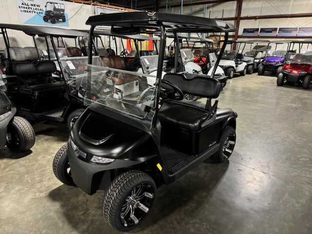 2025 E-Z-GO Valor Gas EX1