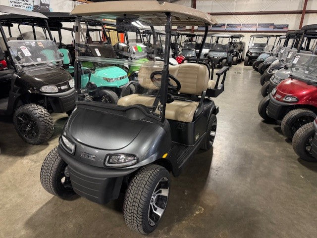 2021 E-Z-GO RXV Elite