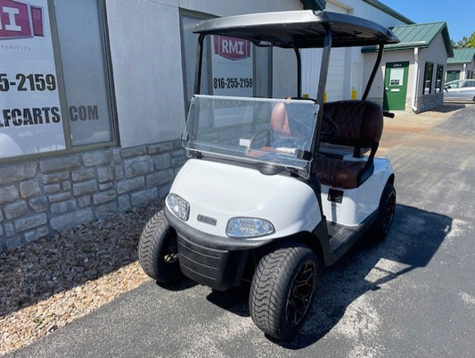 2021 E-Z-GO RXV Elite