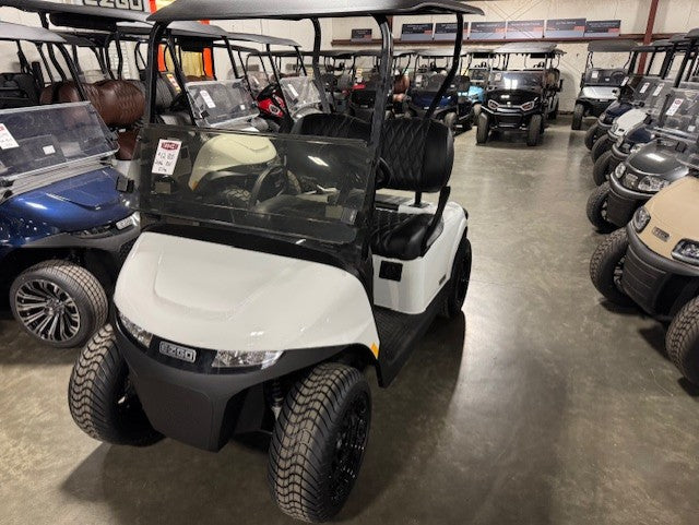 2026 E-Z-GO RXV 2 Freedom Elite Lithium