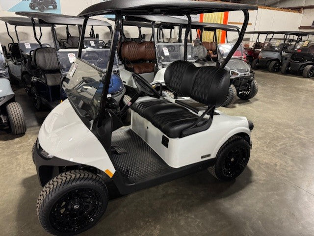 2026 E-Z-GO RXV 2 Freedom Elite Lithium