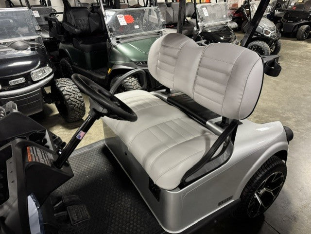 2026 E-Z-GO RXV 2 Freedom Elite Lithium