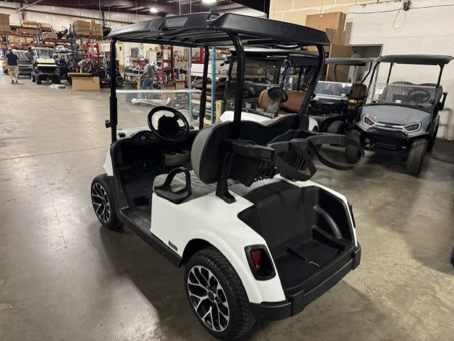 2021 E-Z-GO RXV Elite W/ New Lithium Battery