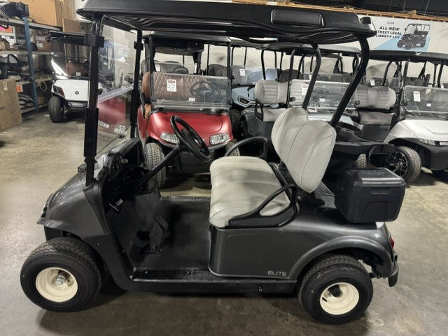 2022 E-Z-GO RXV Elite