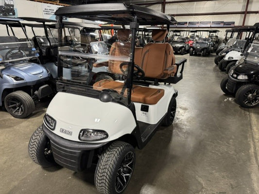 2022 E-Z-GO RXV Elite