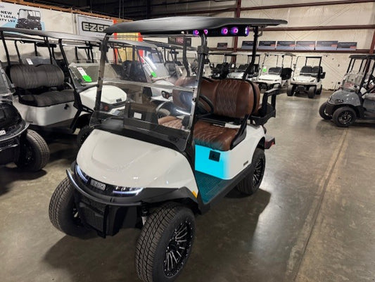 2026 E-Z-GO RXV 4 Elite - Summit XT