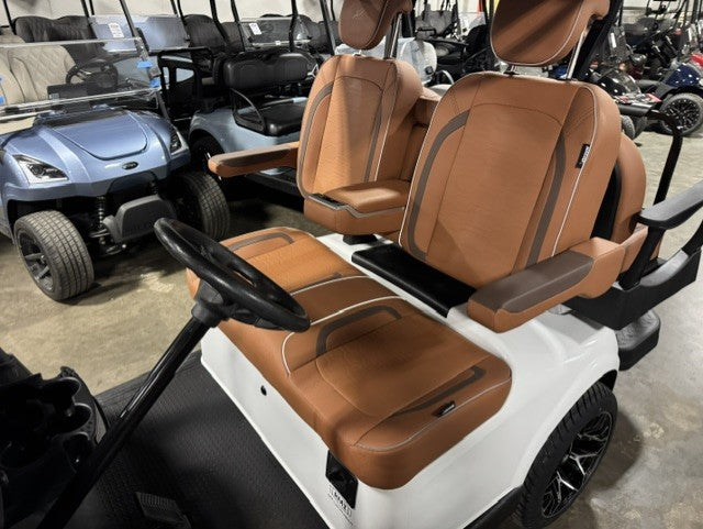 2022 E-Z-GO RXV Elite