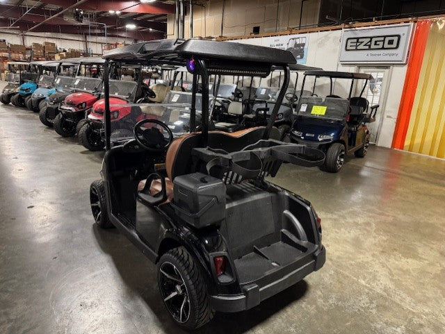 2020 E-Z-GO RXV Elite