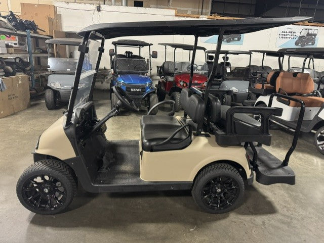 2021 E-Z-GO RXV Elite