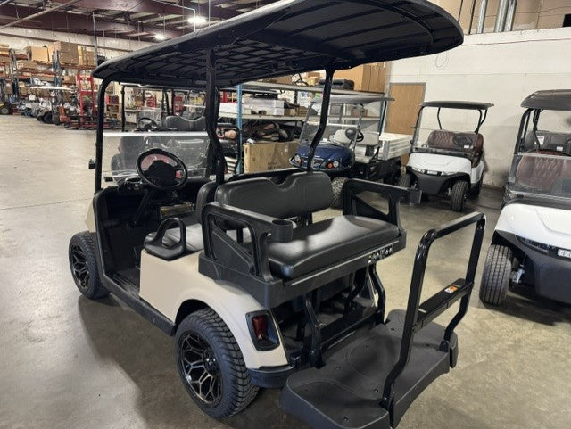 2021 E-Z-GO RXV Elite