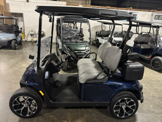 2026 E-Z-GO RXV 2 Freedom Elite Lithium