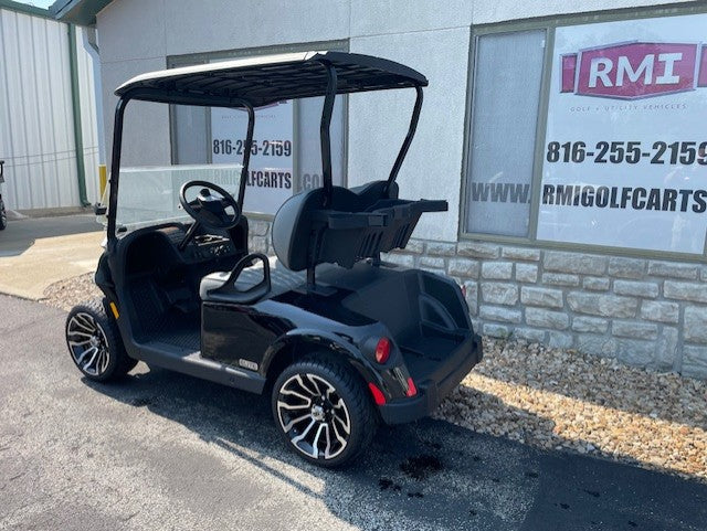 2026 E-Z-GO Freedom RXV Elite