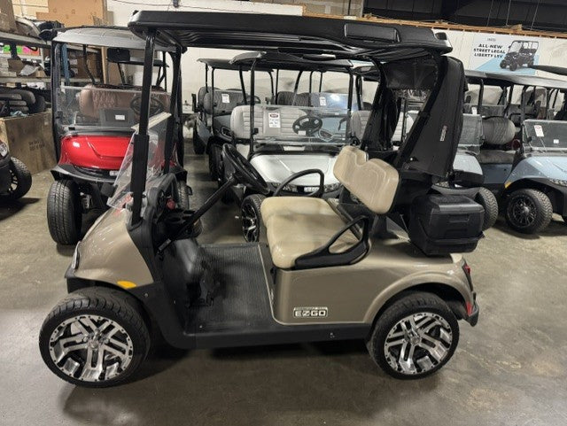 2016 E-Z-GO RXV Elite