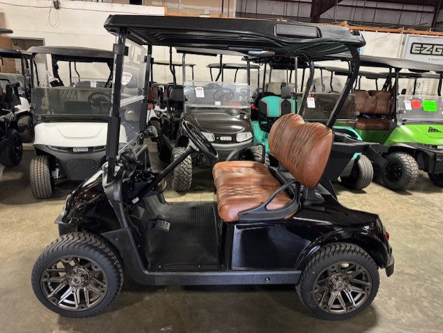 2023 E-Z-GO RXV Elite